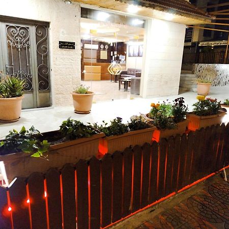 Robou Al Sharq Aparthotel Amman Exterior photo
