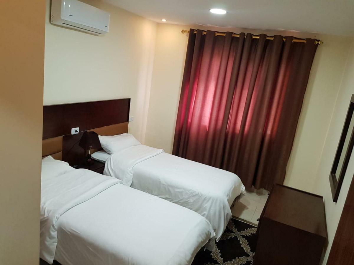 Robou Al Sharq Aparthotel Amman Exterior photo